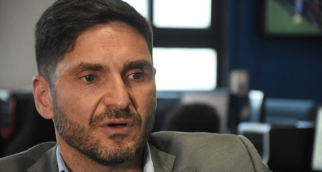 Pullaro viaja a Estados Unidos a buscar financiamiento internacional