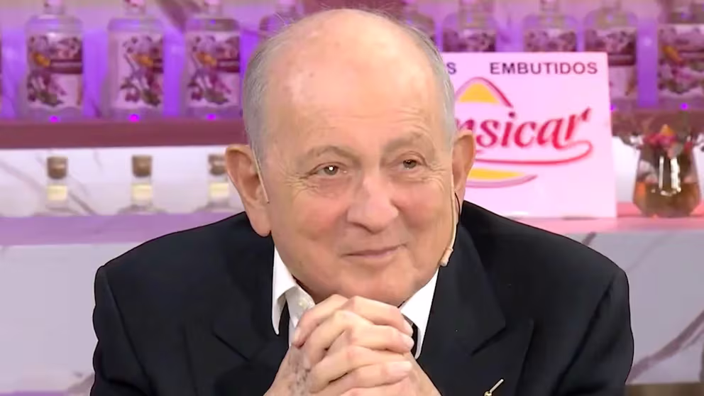 Chiche Gelblung se encuentra internado y recibió la visita de Javier Milei