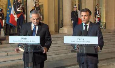 Alberto Fernández en Francia, junto a su par Emmanuel Macron: "Nos une una mirada común sobre los problemas que el mundo atraviesa"
