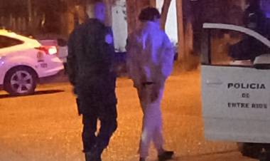 Tres jóvenes fueron apresados por intento de robo