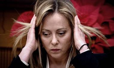 “Estupefacta” Giorgia Meloni arremetió contra una jueza que liberó a inmigrantes ilegales