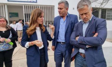 "Uno no imagina a la Franja Morada acompañando a alguien que plantea tarifar la educación universitaria", dijo el diputado Martínez