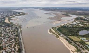 El INA anticipó que el Paraná se estabilizaría en 4.40 mts; por debajo de lo estimado en un principio