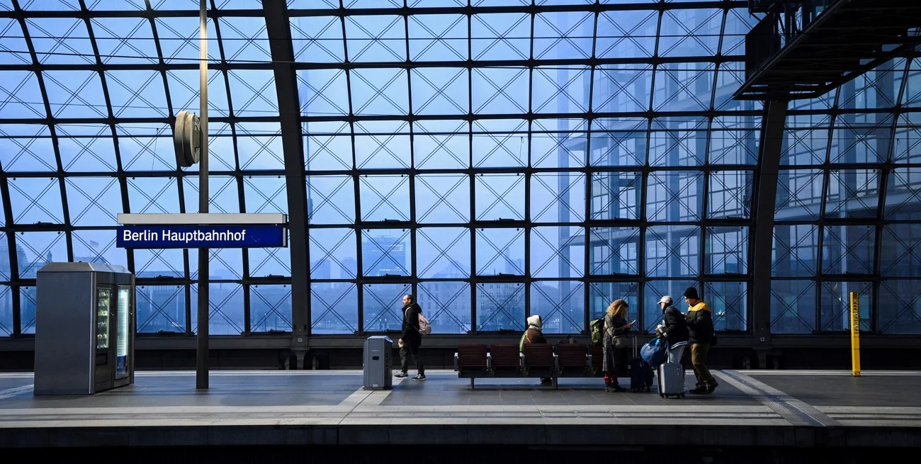 Alemania se enfrenta a una ola de huelgas en ferrocarriles y aeropuertos