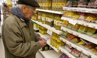 Canasta básica: las y los jubilados necesitan cerca de $700.000 para cubrir sus gastos mensuales