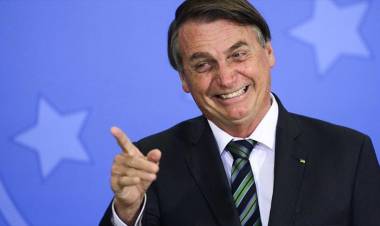 Nueva denuncia: Ahora acusan a Bolsonaro por haber falsificado cartillas de vacunación contra el coronavirus