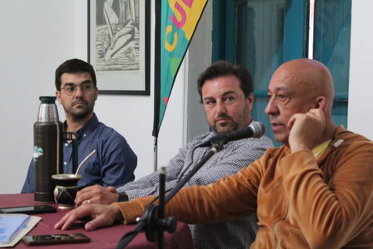 Se presentó el libro "Yo estuve en el Belgrano"