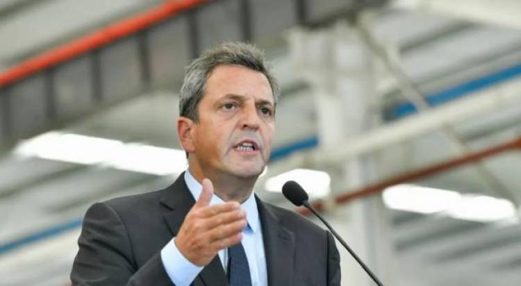 Massa aseguró que se utilizarán "todas las herramientas del Estado" para frenar el dólar