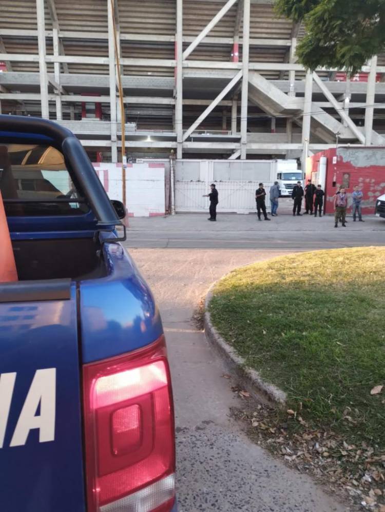 Al menos 18 detenidos y 5 policías heridos tras la derrota de Unión ante Sarmiento