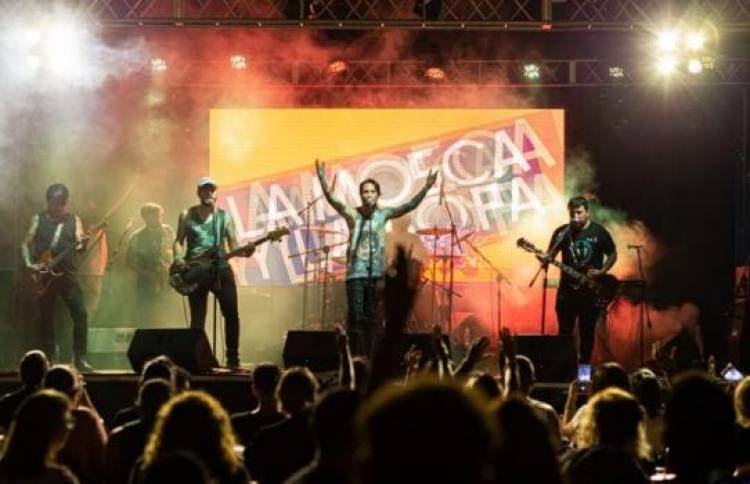 Bravos Muchachitos! festeja su cumple en Tribus con nuevas versiones de Los Redondos y el Indio