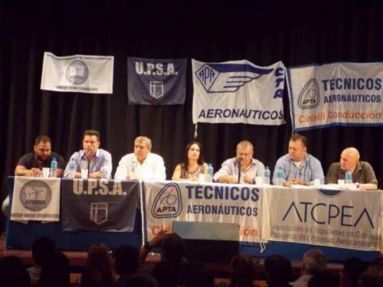 Se levantó el paro aeronáutico previsto para Semana Santa