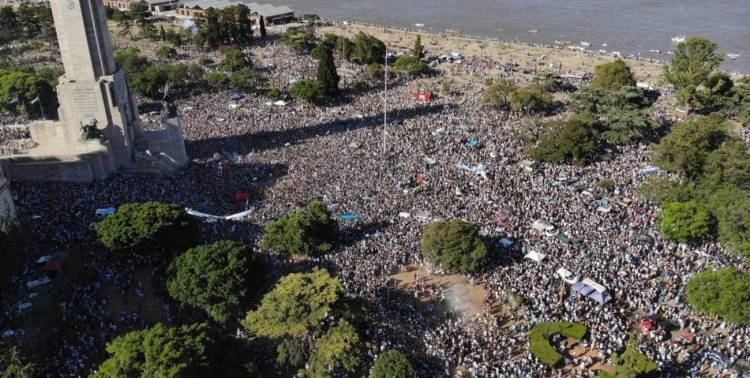 ¡Argentina campeón!: así se viven los festejos a lo largo de la provincia de Santa Fe.