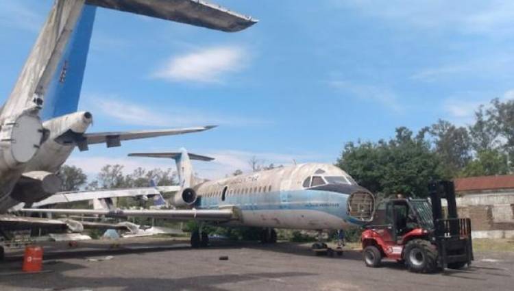 El Museo Malvinas de Córdoba recibe el avión Fokker que aterrizó en las islas argentinas el 2 de Abril