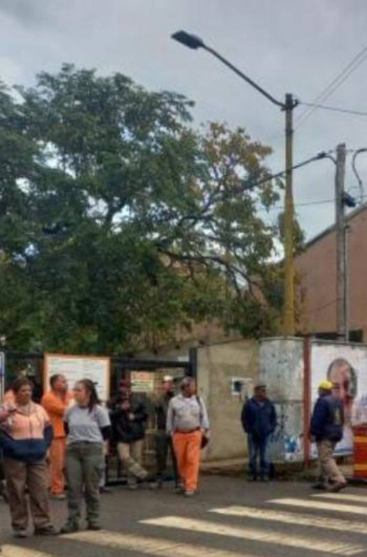 Suspendieron por 15 días sin goce de sueldo a 29 trabajadores de la obra en la planta potabilizadora de Aguas Santafesinas